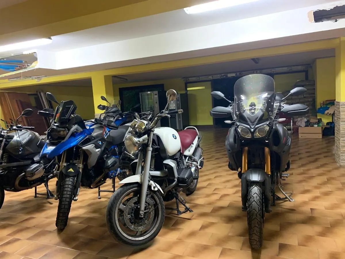 Hotel Miramonti Seulo Turismo Rurale Италия