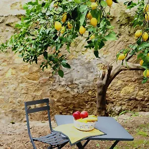 Profumo Di Calicanto Bed & Breakfast
