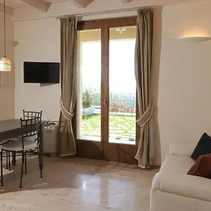  Apartment Squarcialupi Italy